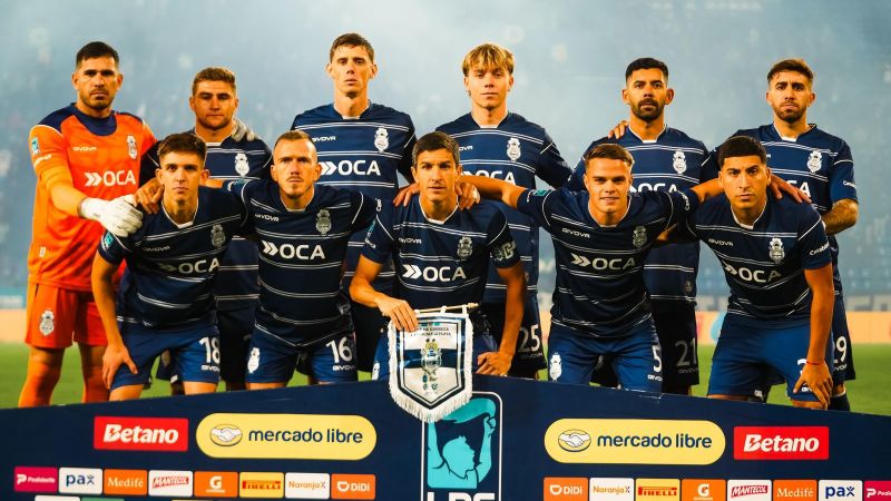 Gimnasia aguantó, ganó un partidazo y está en cuartos
