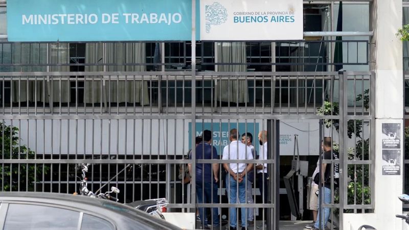 Paritaria bonaerense: Provincia y estatales retomaron las negociaciones