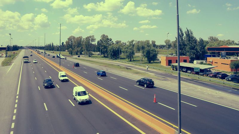 Buscan extender la Autopista hasta el Puerto La Plata para sacar el tránsito pesado del casco urbano