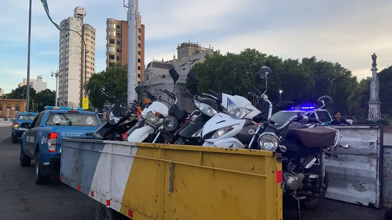 Operativos en La Plata: secuestran decenas de vehículos y refuerzan controles en toda la ciudad