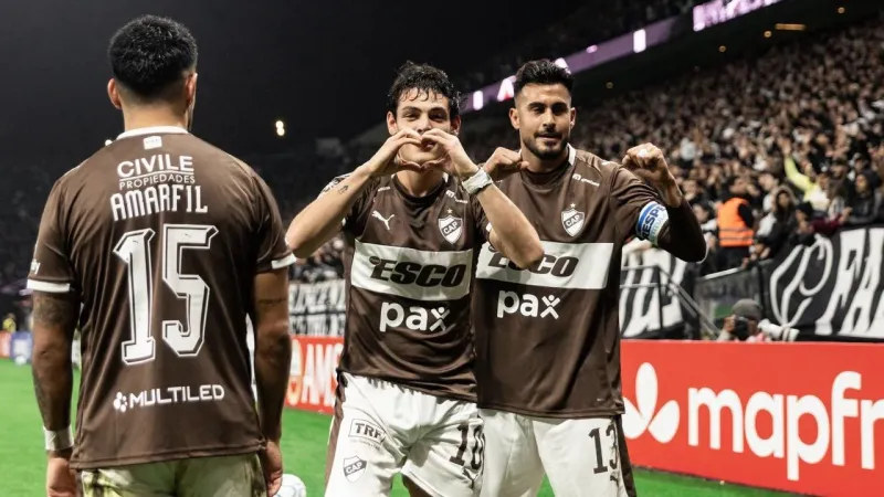 Con Zapiola como figura, Platense hizo historia en Brasil