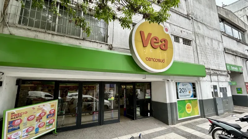 Clausuraron un Vea en La Plata tras una denuncia por productos sin refrigeración