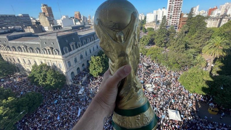 Llega al Fan Fest de La Plata para acompañar a la Selección