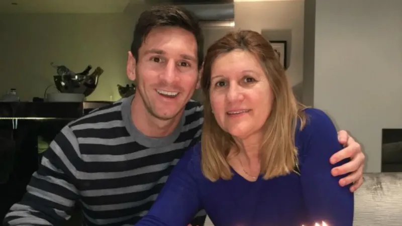 Sorpresa en medio del escándalo: la mamá de Messi le escribió a Florencia Peña tras la polémica en Luzu TV