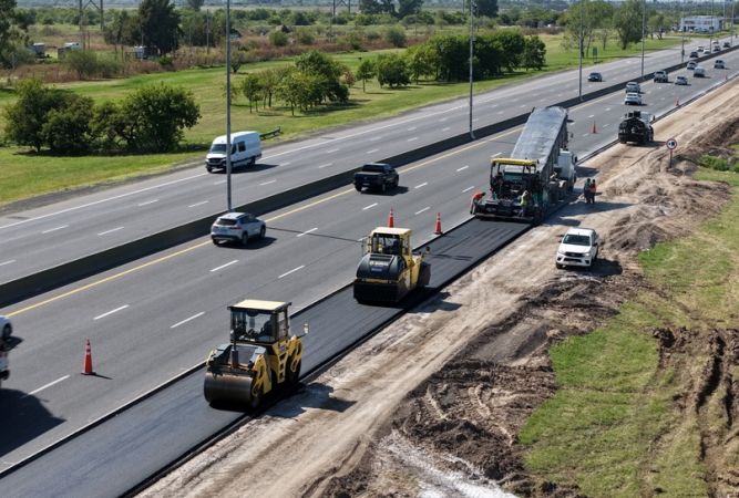 Avanza la construcción del cuarto carril de la Autopista La Plata - Buenos Aires