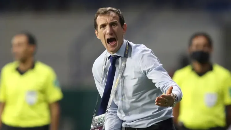 El "Vasco" Arruabarrena acordó su regreso como entrenador de Boca