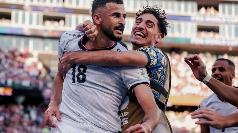 Aymen Hussein, el héroe de Irak que sobrevivió al terror y hoy hizo historia en el Mundial