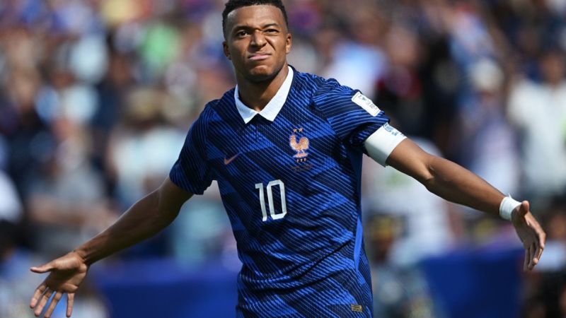 Con un Mbappé imparable, Francia venció a Senegal
