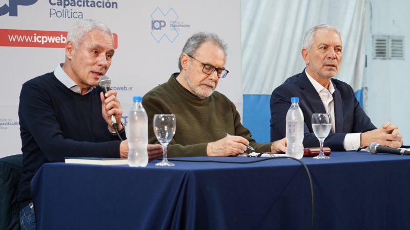 Alak y Cagliardi encabezaron una capacitación en Berisso