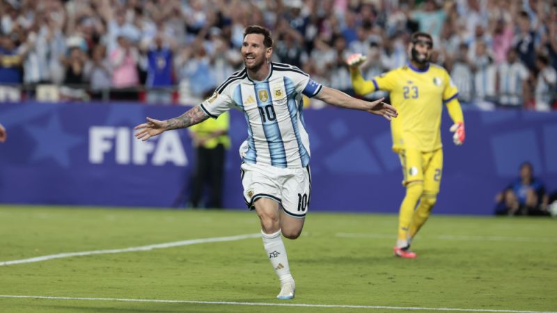 Show de Messi en el debut de la Scaloneta