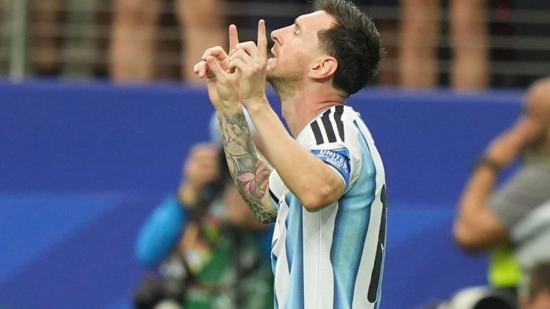 Argentina venció a Austria, clasificó y Messi se convirtió en leyenda