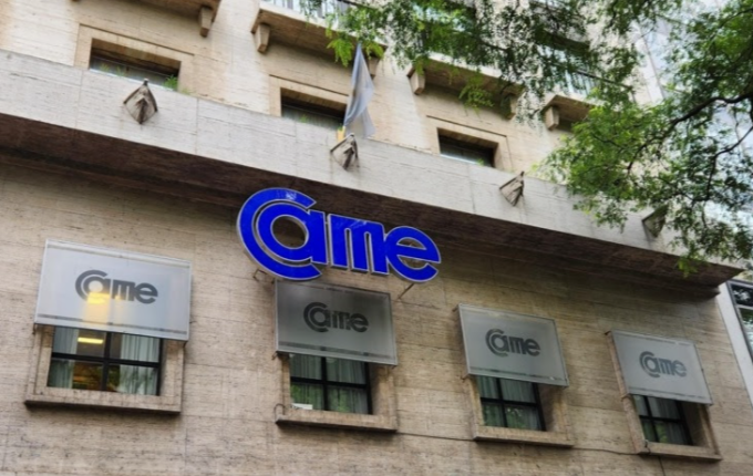 CAME pidió a Caputo que suspenda embargos y multas para las pymes mientras se debate la reforma fiscal