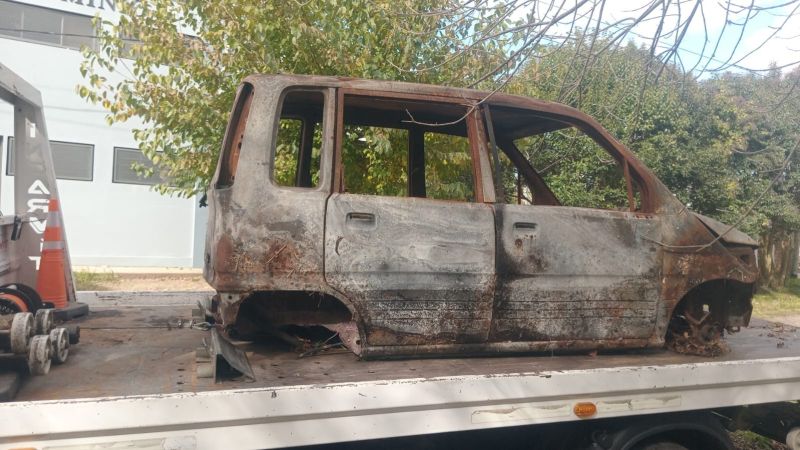 Retiraron otros 300 vehículos quemados y abandonados de distintos barrios