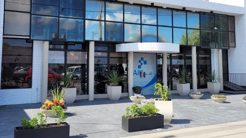 Investigan la muerte de un paciente en una clínica de La Plata por presuntas irregularidades