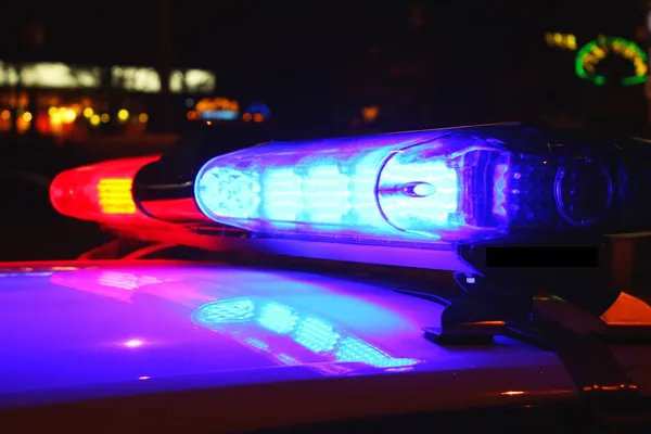 Hallaron muerto a un hombre y detuvieron a su pareja y un amigo