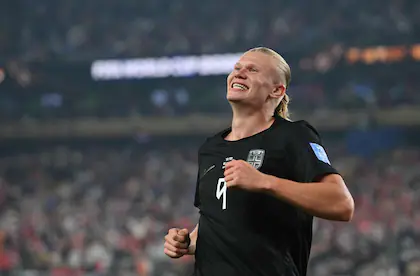 Noruega venció a Senegal en un partidazo y quedó a un paso de los dieciseisavos de final
