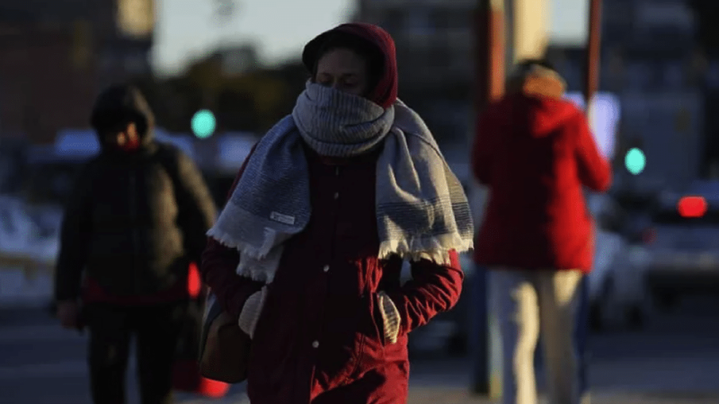 La semana más fría del año: cuándo llegará el pico de bajas temperaturas en la ciudad