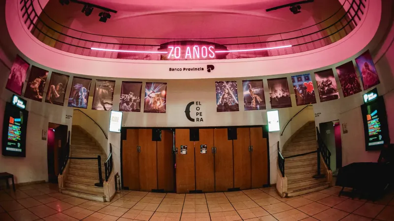 Lanzan la campaña solidaria “1 Abrigo x 1 Show” con entradas a cambio de donaciones