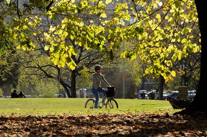 Lunes típico de otoño en La Plata
