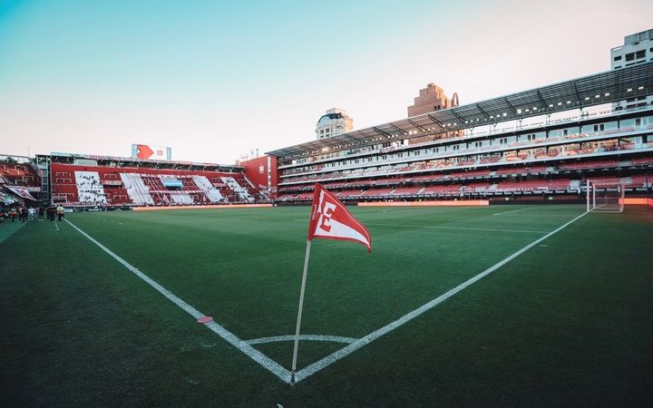 Boca Juniors busca jugadores en el Pincha