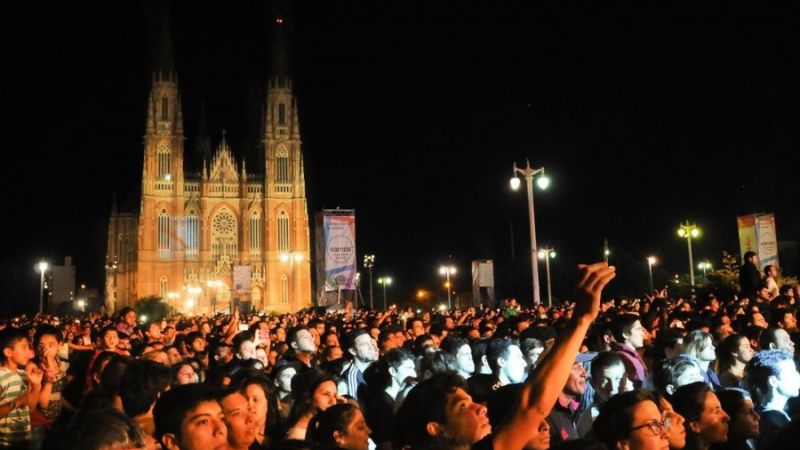 Una agenda cargada de propuestas: asi se vive el finde en La Plata