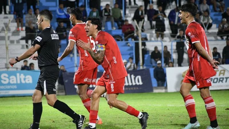 Una tarde de furia: Enzo Pérez explotó y fue expulsado