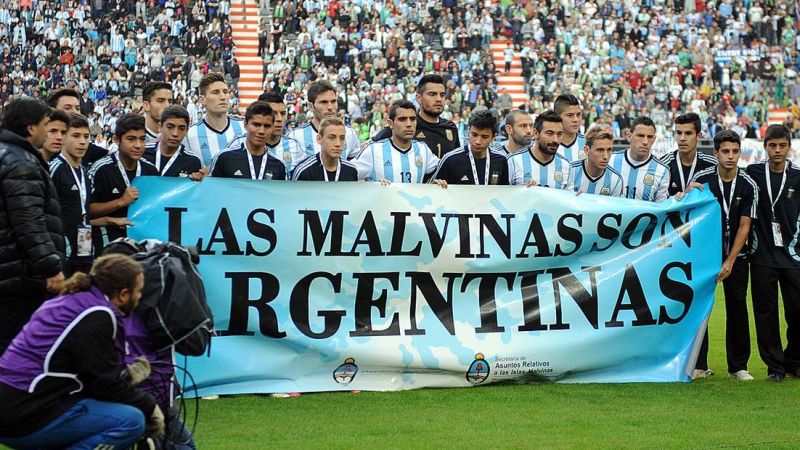 El día que la Selección de Sabella levantó en La Plata una bandera por Malvinas