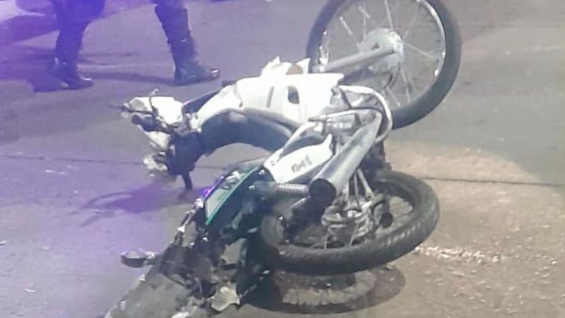 Una motociclista falleció tras un violento choque en Avenida 7