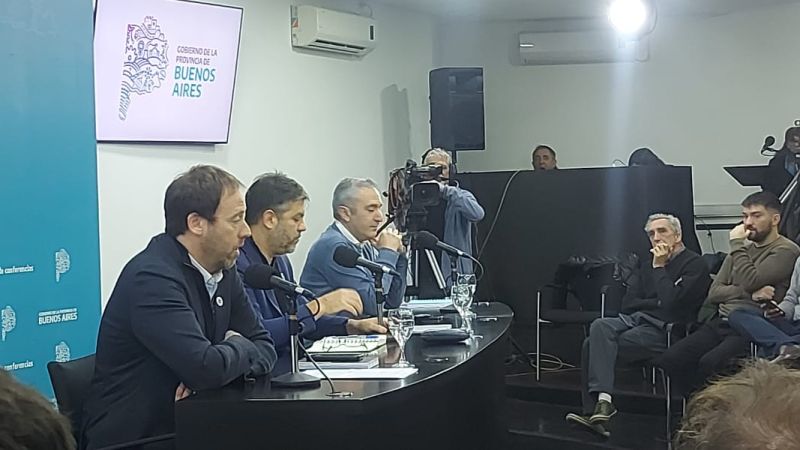 Bianco denunció irregularidades en la concesión de la Hidrovía y anunció nuevas inversiones