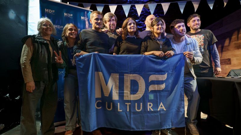 El MDF Cultura realizó su primera actividad en La Plata junto a Alejandro Apo
