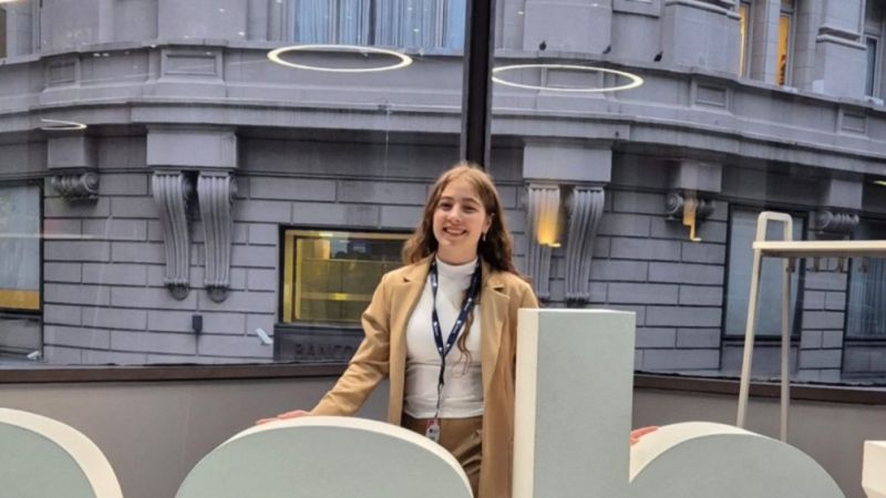 Una estudiante de la UNLP fue seleccionada para un congreso aeroespacial internacional y busca apoyo para viajar