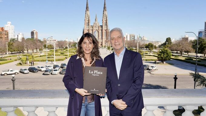 Julio Alak se reunió con  Natalia de la Sota en La Plata