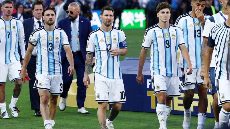 La AFA confirmó que parte del plantel no volverá al país y crece la incertidumbre sobre la presencia de Lionel Messi