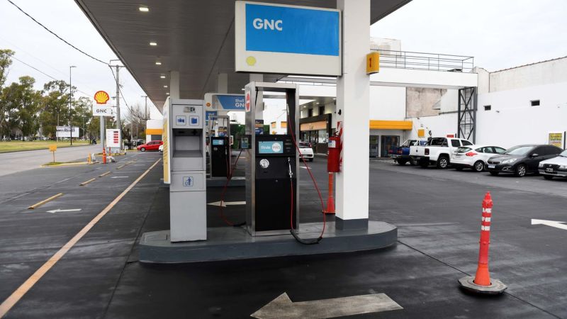 Vuelven las restricciones al GNC en La Plata