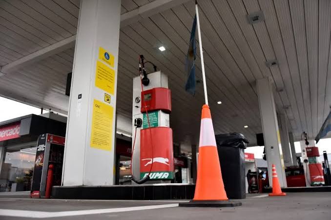 La Justicia de La Plata falló contra el Gobierno y las petroleras volverán a informar aumentos