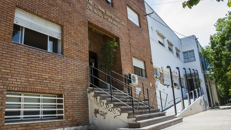 Explosión y evacuación en el Hospital Sbarra de La Plata: una falla en la sala de calderas generó momentos de tensión