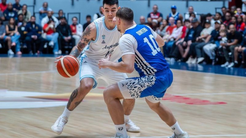 Argentina aplastó a Panamá y cerró la primera fase de las Eliminatorias con autoridad