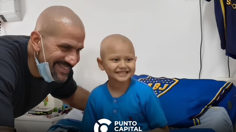 Verón visitó a los chicos internados en el Hospital Ludovica y compartió una mañana especial