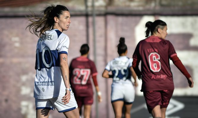 Las lobas reciben a boca