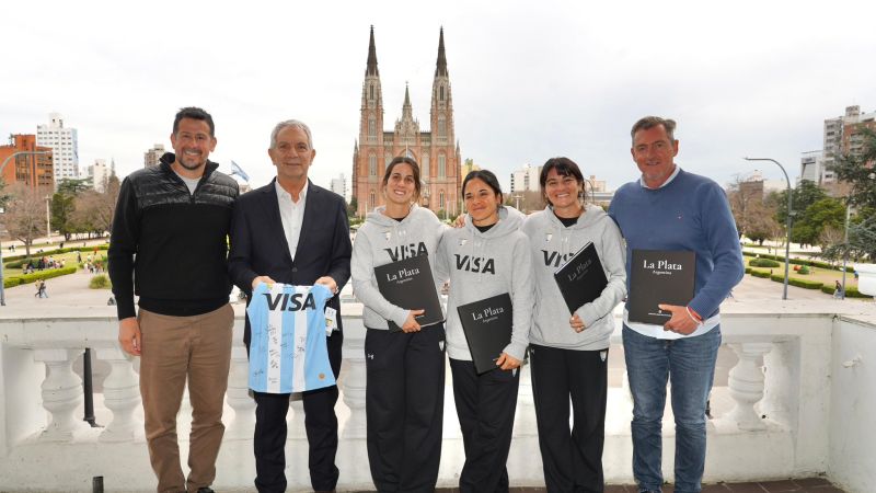 Alak felicitó a Las Leonas y destacó a las platenses Majo y Vicky Granatto