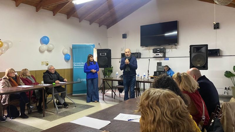 La Plata: escritura, recuerdos y memoria, el eje de un taller especial para personas mayores