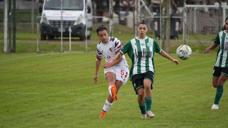 Estudiantes reaccionó tarde y cayó 3-2 ante Camioneros