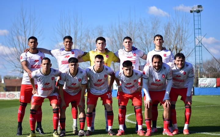 Camba busca prolongar su levantada ante Deportivo Paraguayo
