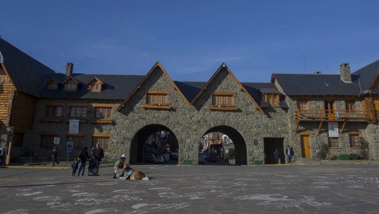 Denuncian a una empresa de turismo por irregularidades en un viaje de egresados a Bariloche