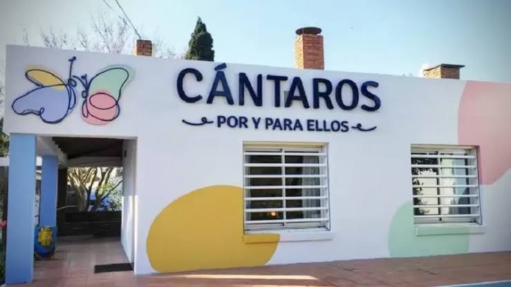 Un centro de día de La Plata podría cerrar por una deuda de IOMA y dejar sin atención a 90 personas