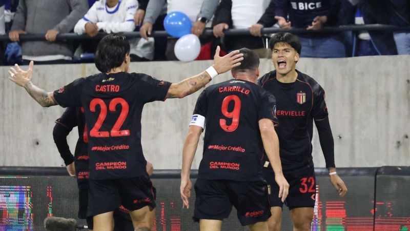 Estudiantes goleó y está en cuartos de la Libertadores