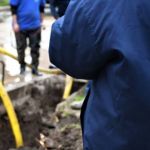 La Plata: se restablecen servicios de agua y cloacas mientras persisten sectores afectados por el apagón