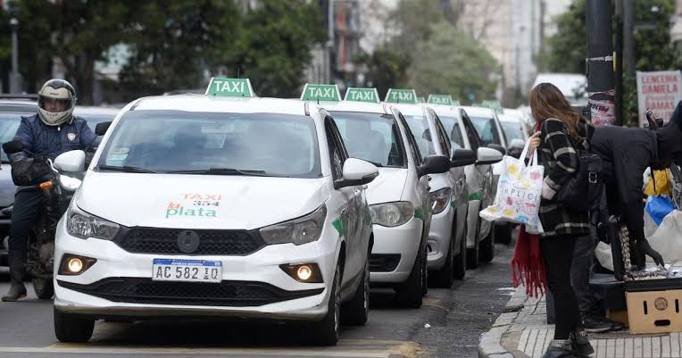 Rige la segunda etapa del aumento de taxis en La Plata