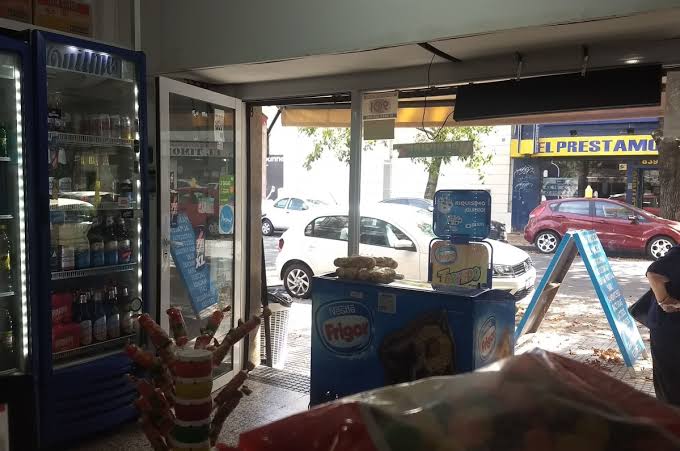 Kioscos de La Plata enfrentan el aumento de costos y buscan alternativas para mantenerse abiertos