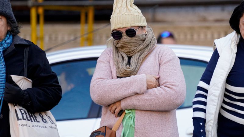 Lunes de frío intenso en La Plata: rige una alerta amarilla